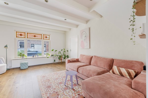 Foto - Verkocht onder voorbehoud: Karakteristiek pand nabij het historische centrum van Klundert